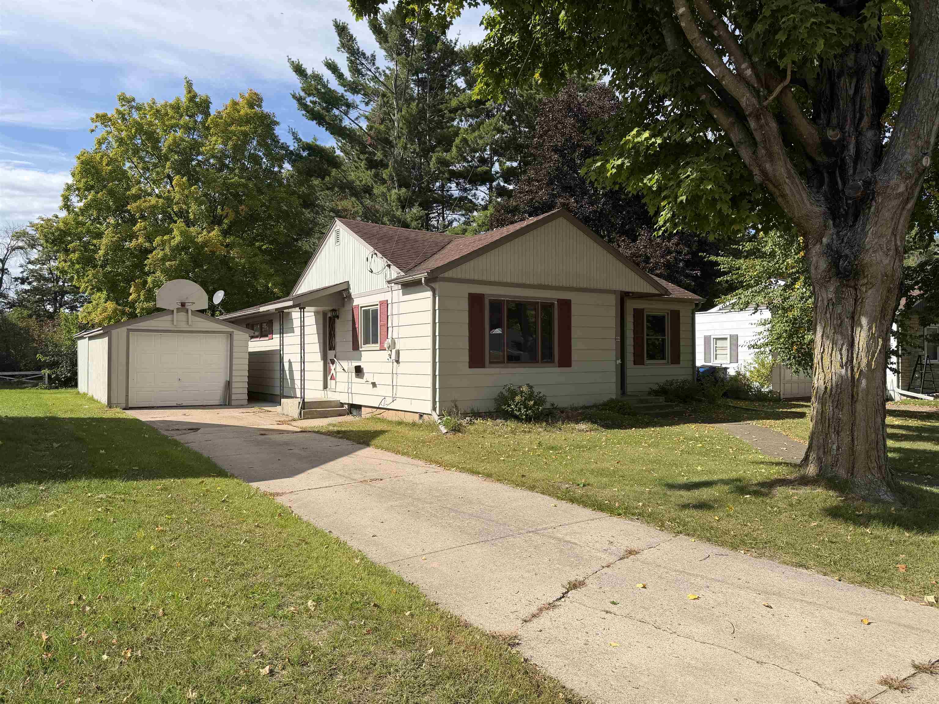 44 West Street Property Photo 1