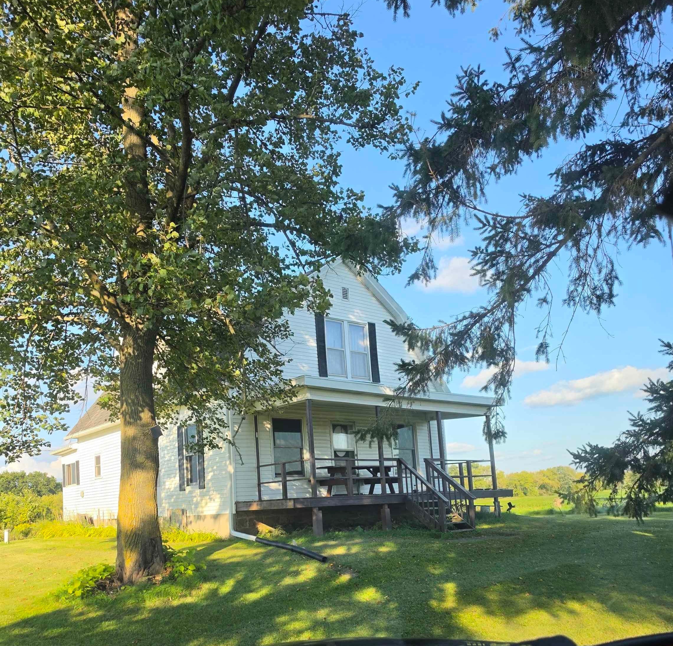 W4316 Highway 12 And 16 Property Photo 1
