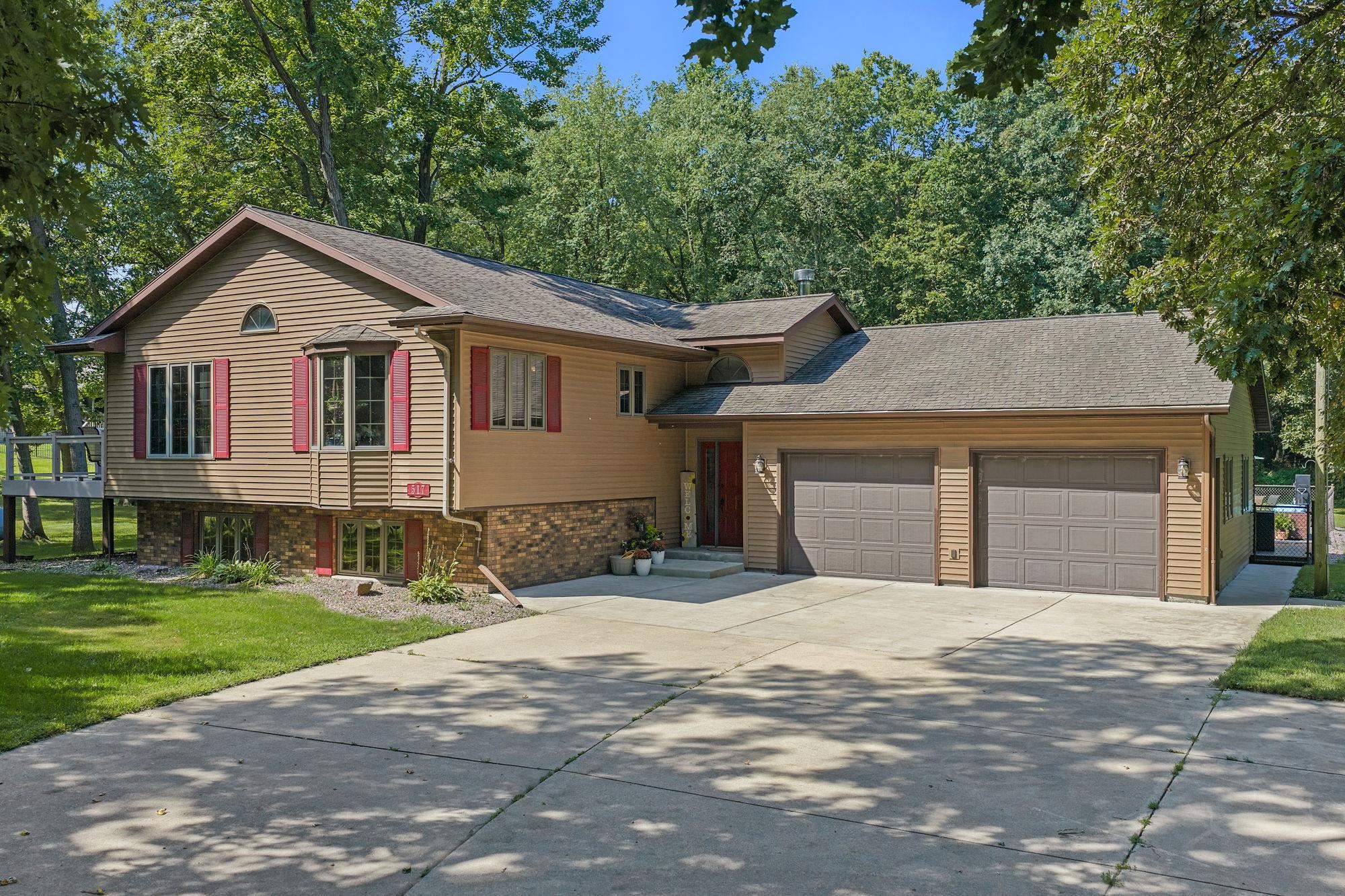 517 Schwantz Road Property Photo 1