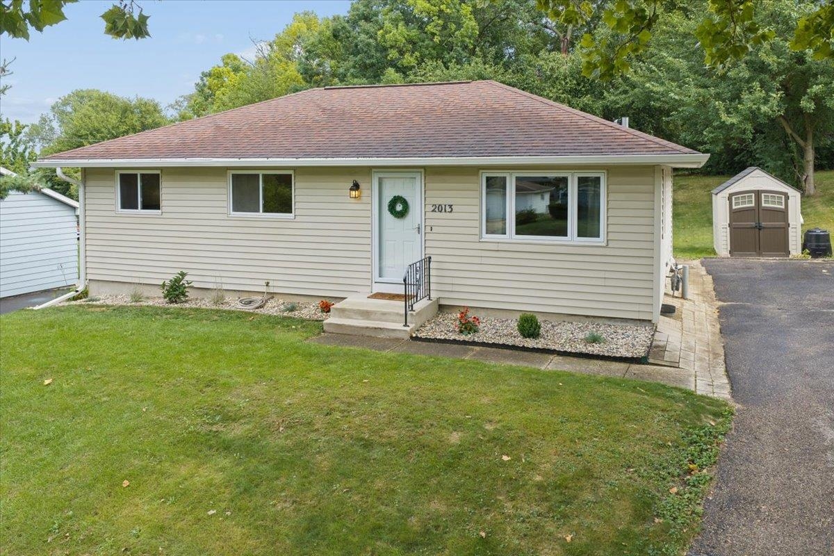 2013 Ardmore Drive Property Photo 1