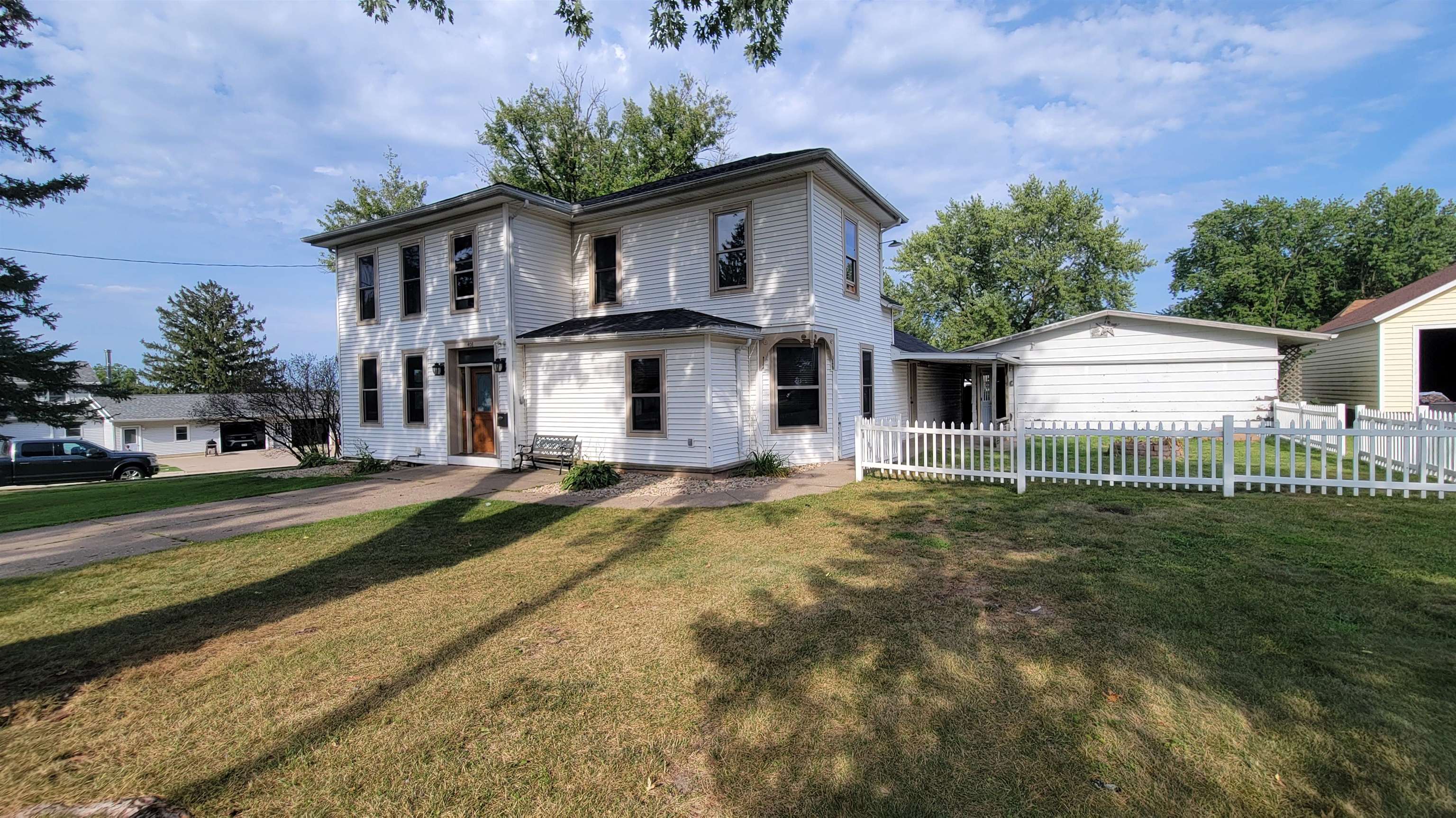 408 S Adams Street Property Photo 1