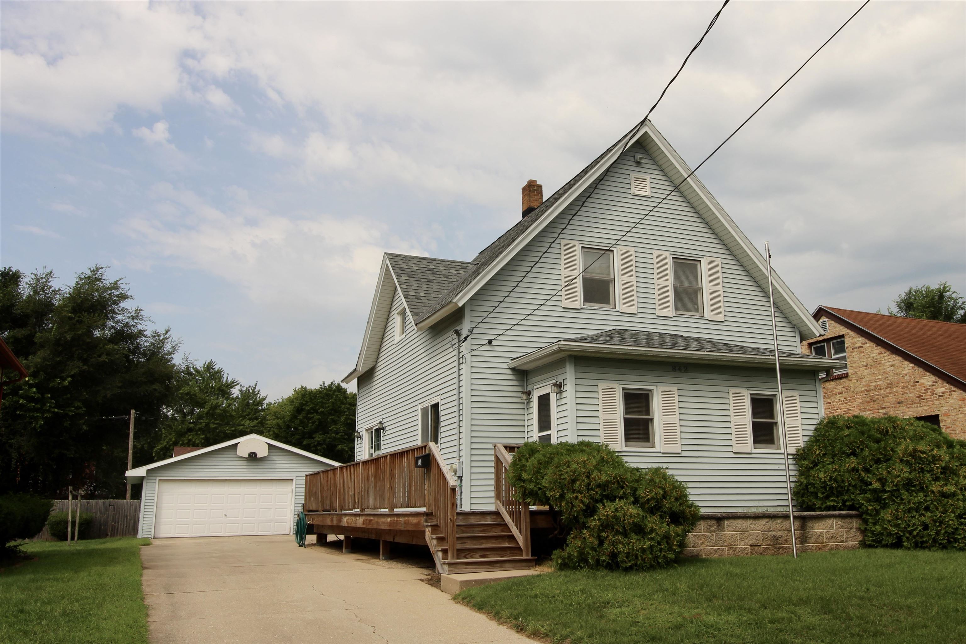 842 Grant Street Property Photo 1
