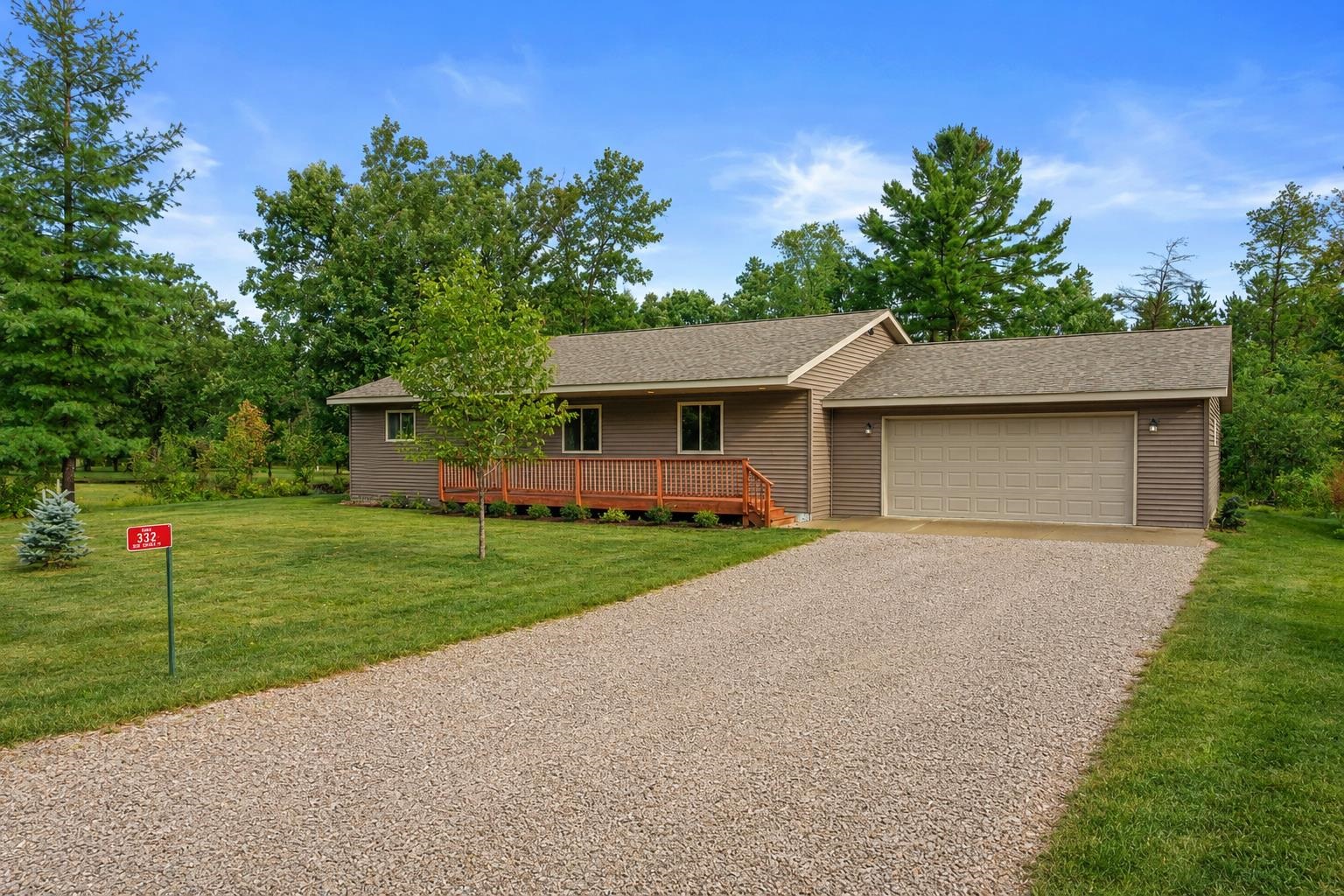 332 Blue Waters Trail Property Photo 1