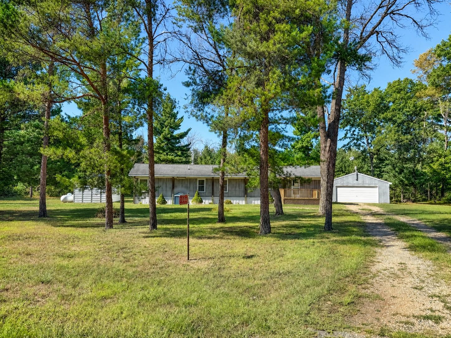 1086 Chicago Road Property Photo 1