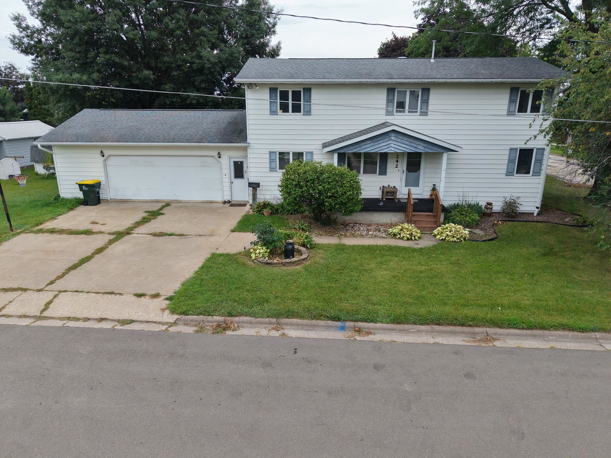 242 S Taylor Street Property Photo 1