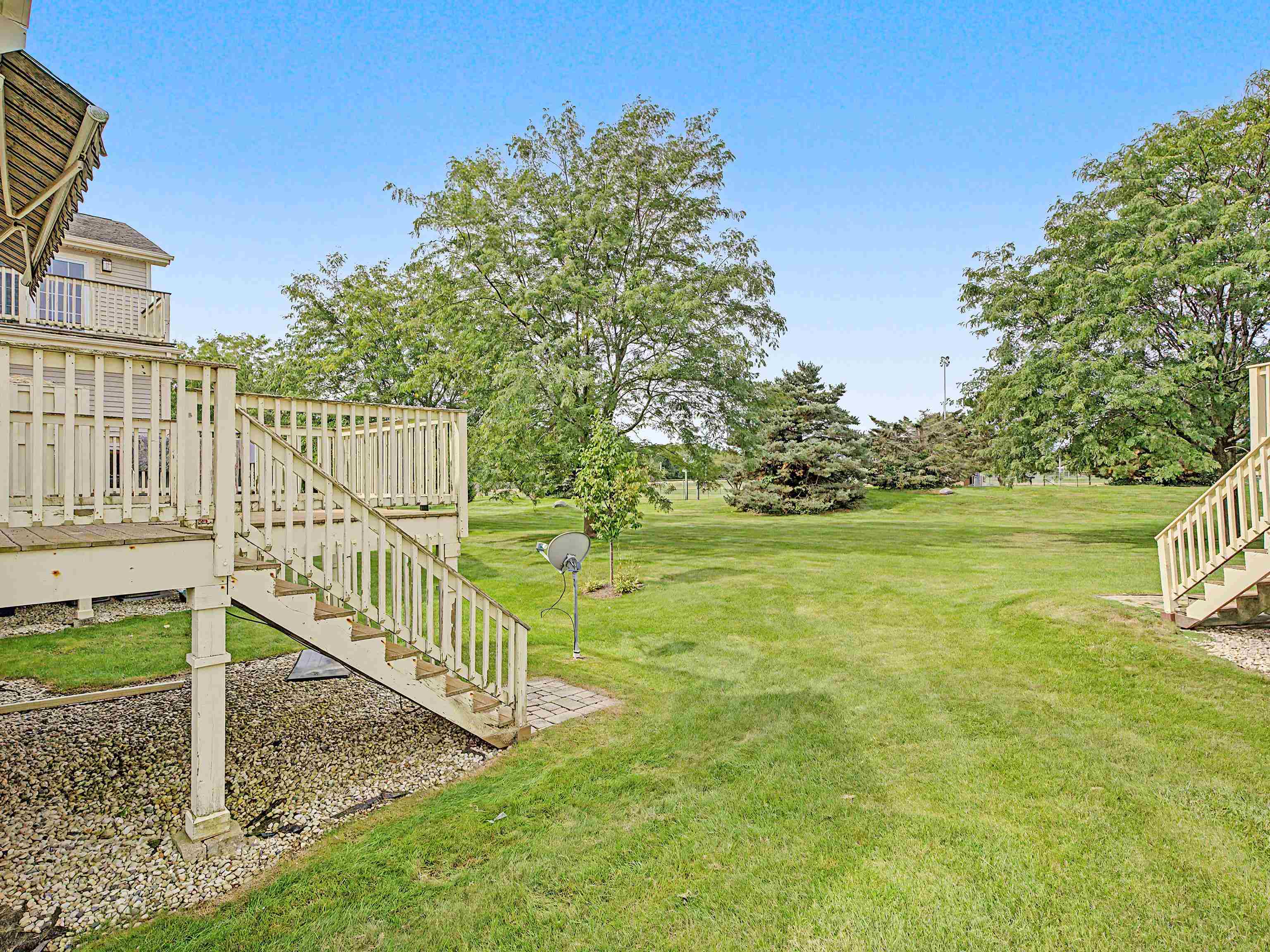 1151 E Townline Road 206 Property Photo 1