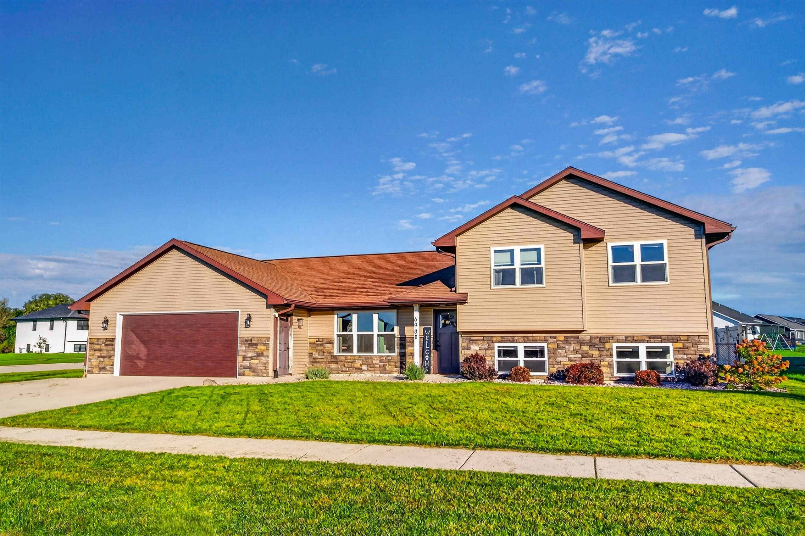 698 Prairie View Drive