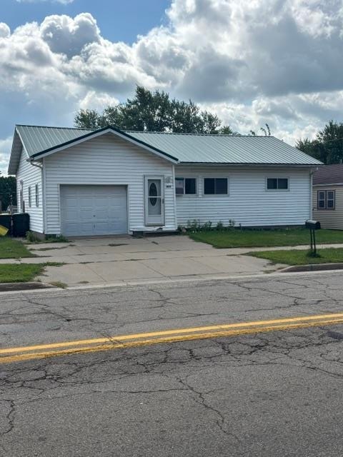 1455 4th Street Property Photo 1