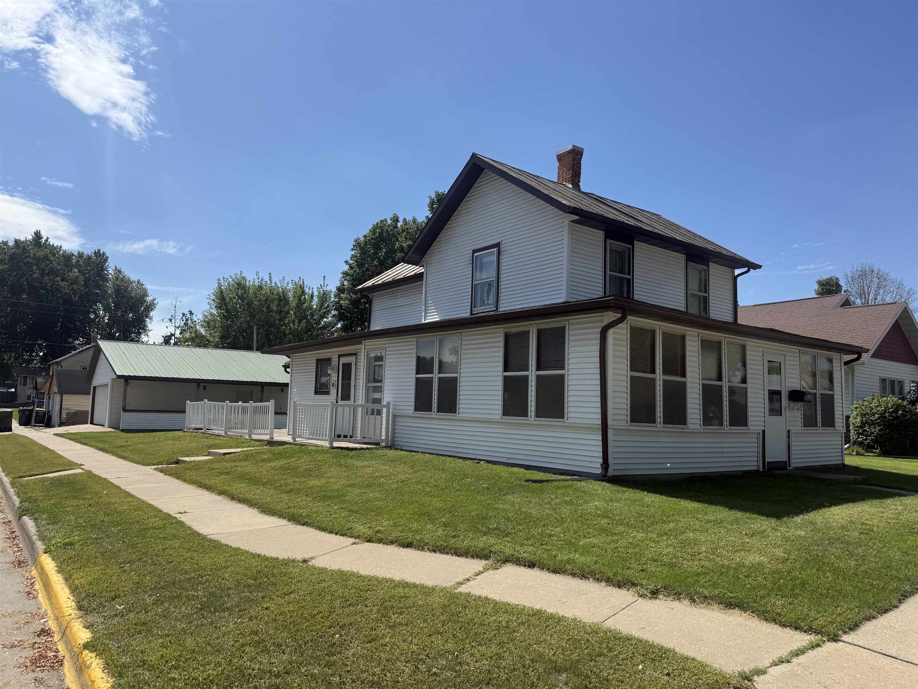 108 Adams Street Property Photo 1