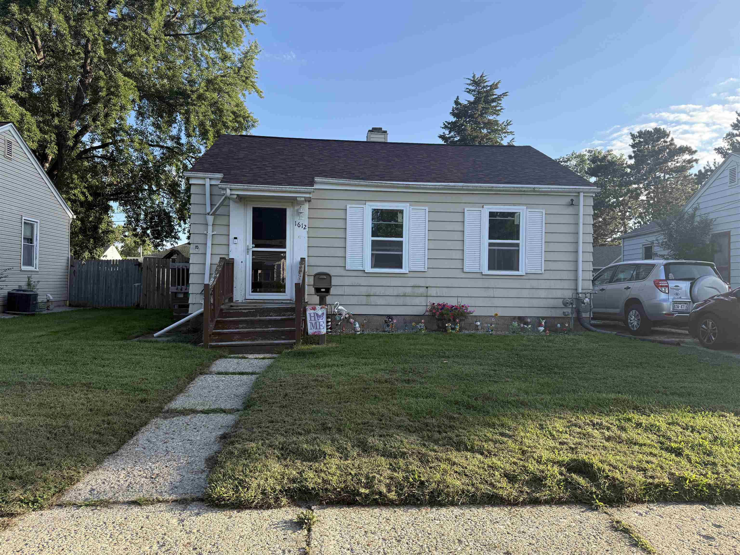 1612 Calumet Avenue Property Photo 1