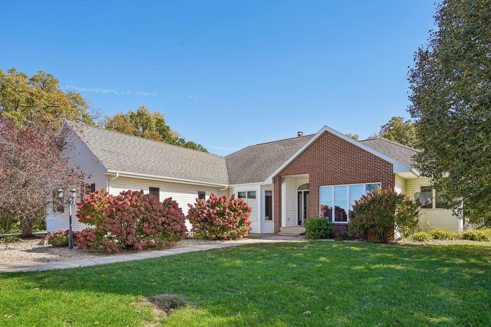 7370 Wilburn Road Property Photo 1