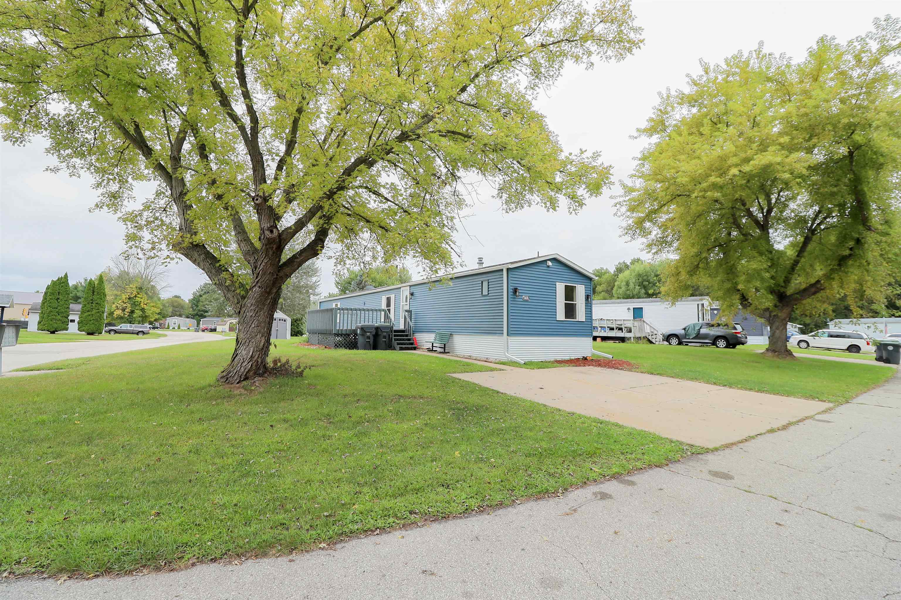 5101 Whipporwill Lane Property Photo 1