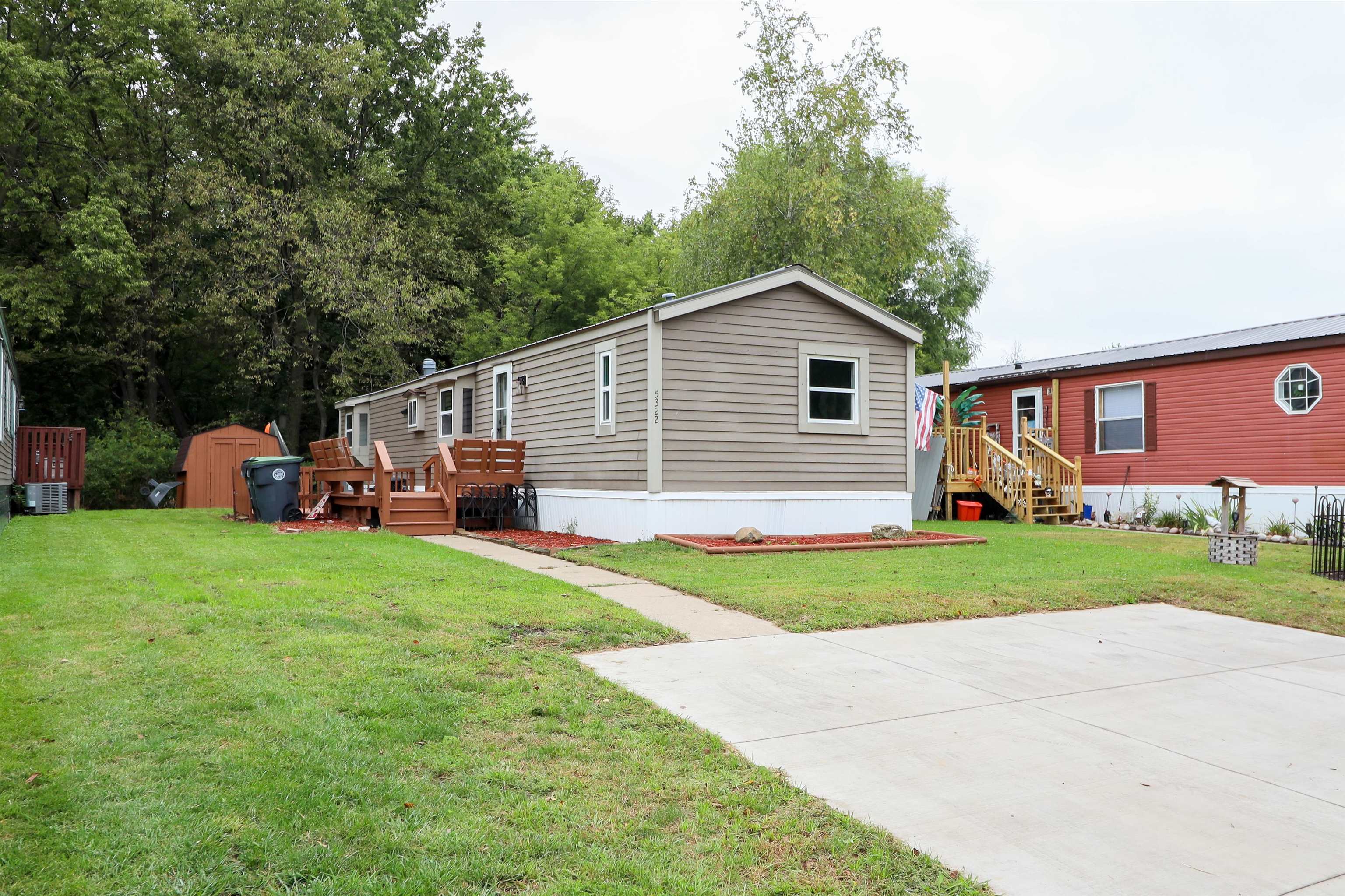 5322 Sandpiper Lane Property Photo 1