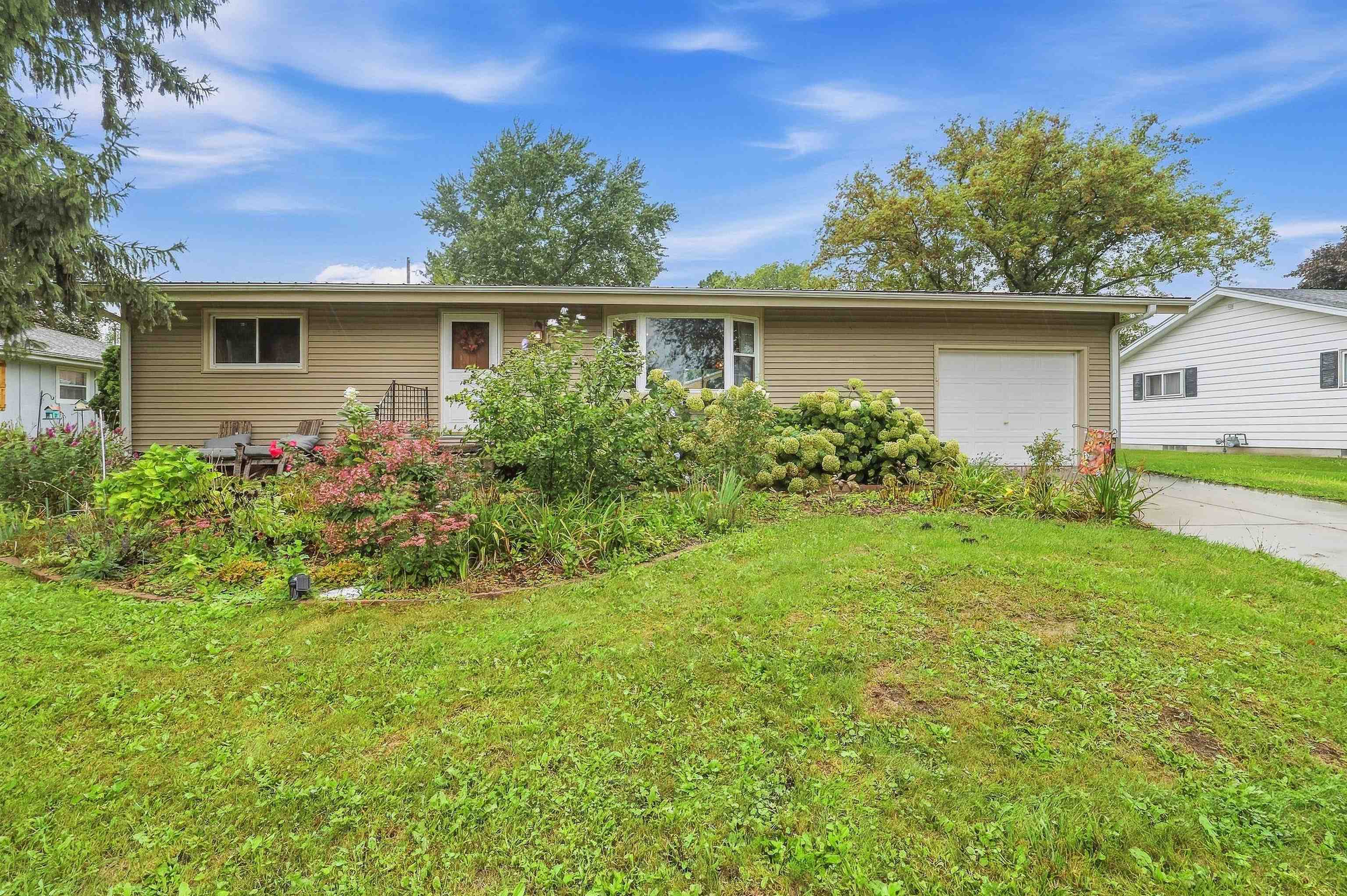 206 Sharp Avenue Property Photo 1