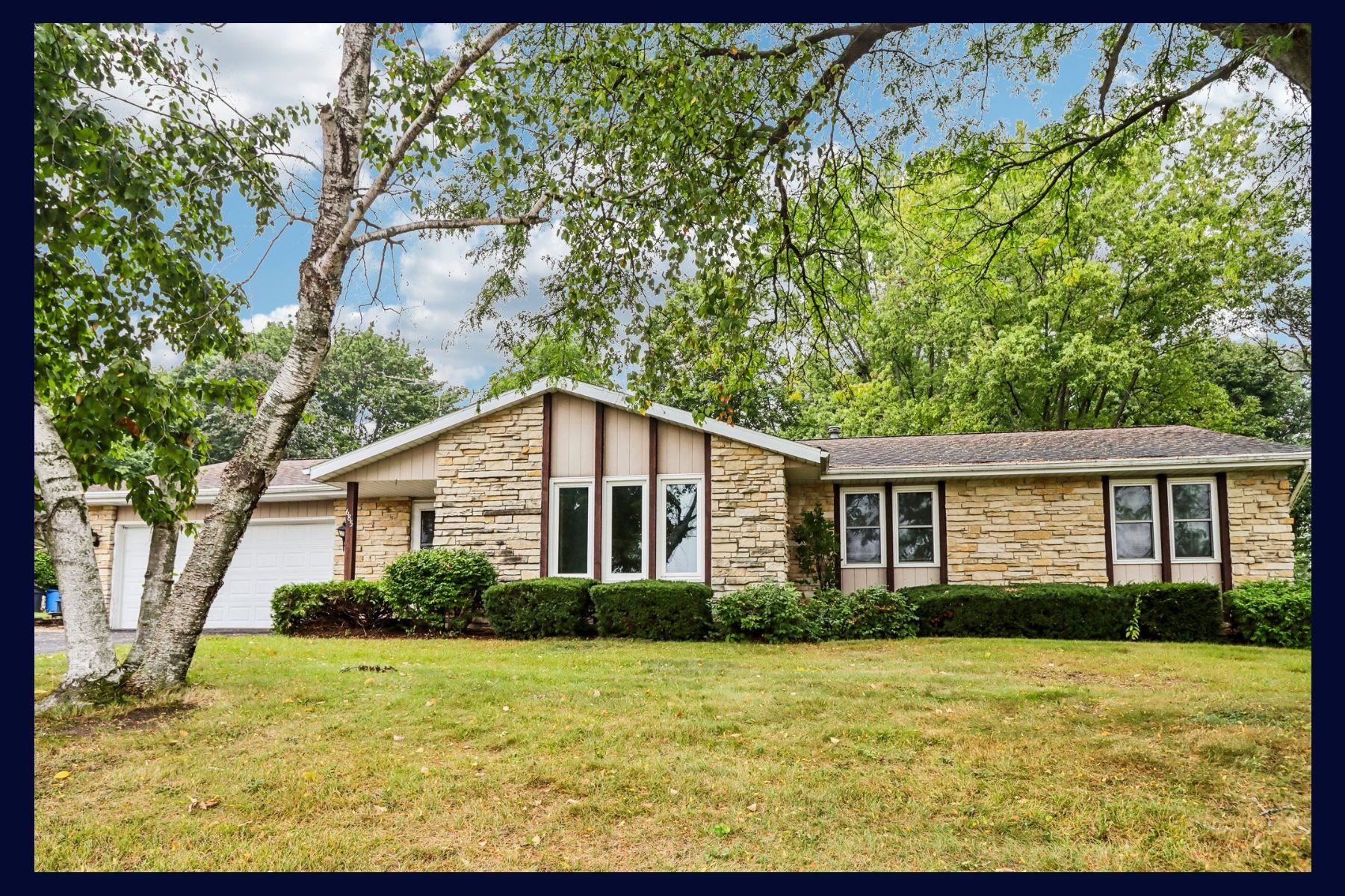 685 Oak Drive Property Photo 1