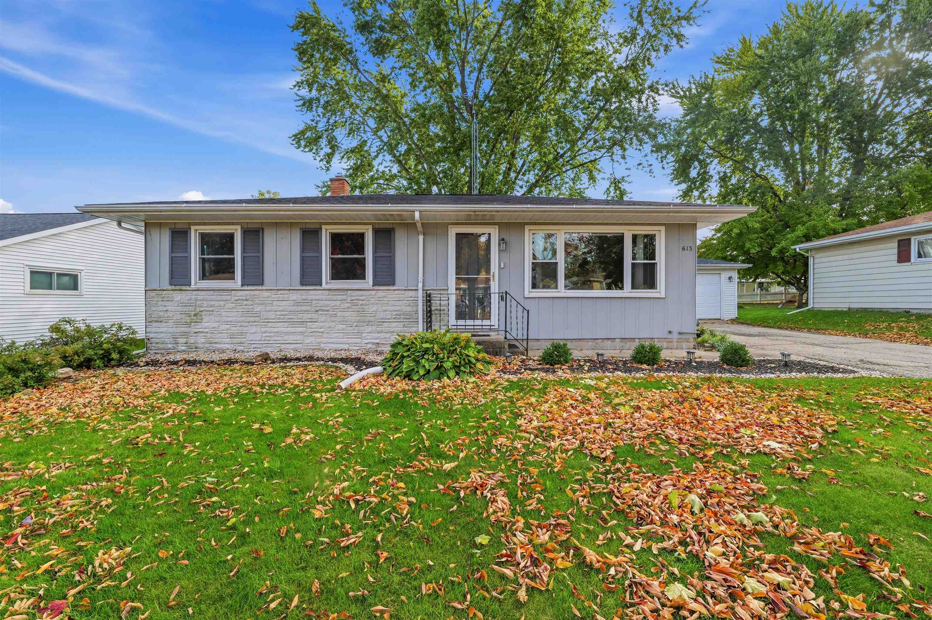 613 Denning Avenue Property Photo 1