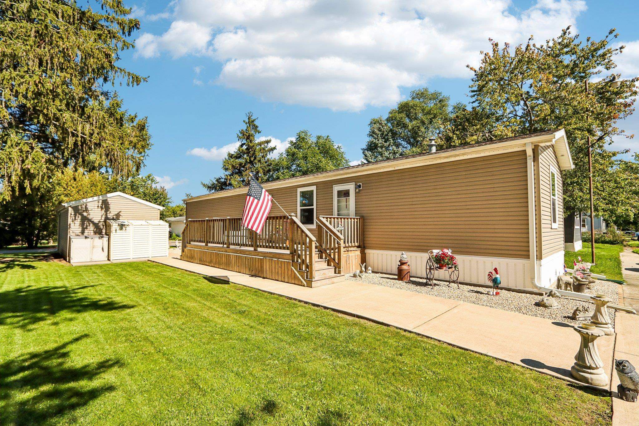 15941 Durand Avenue 4b Property Photo 1