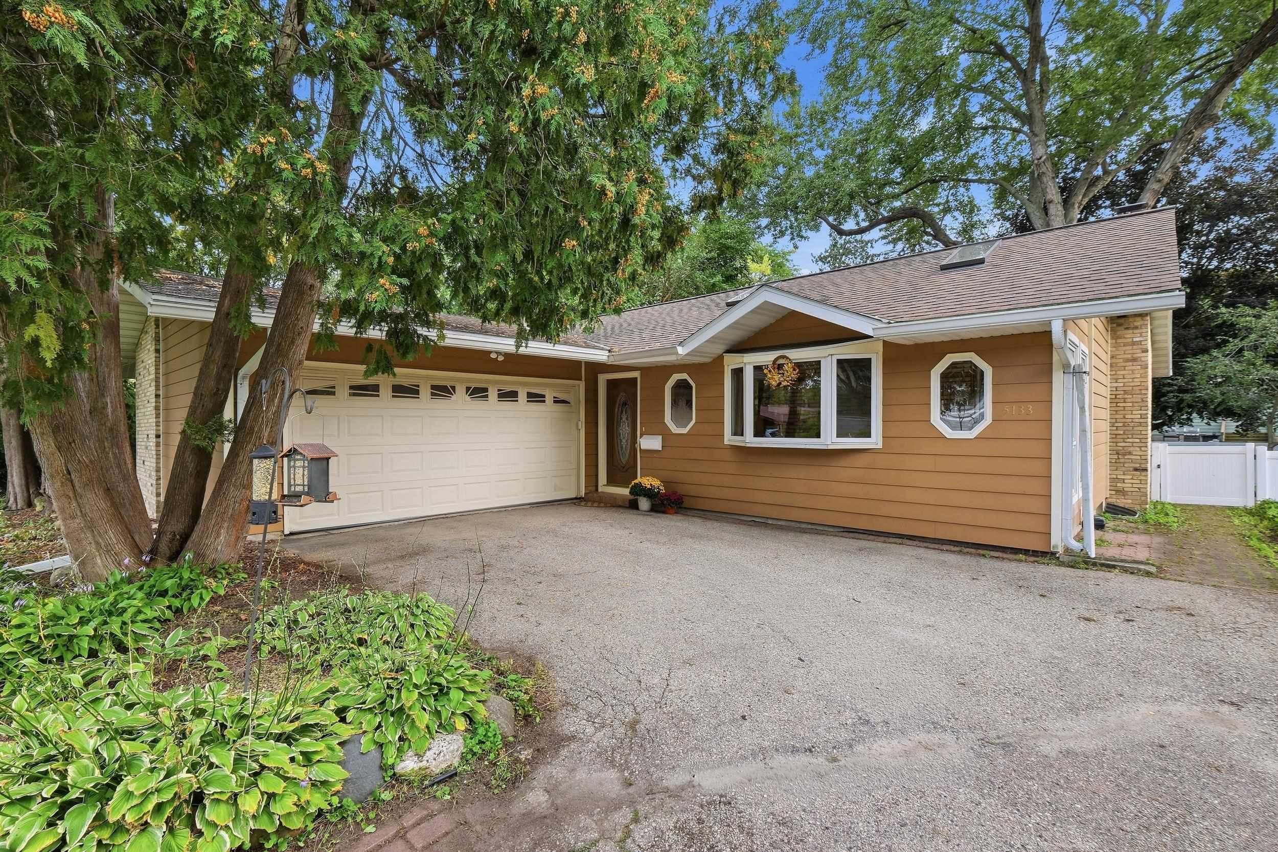 5133 Door Drive Property Photo 1