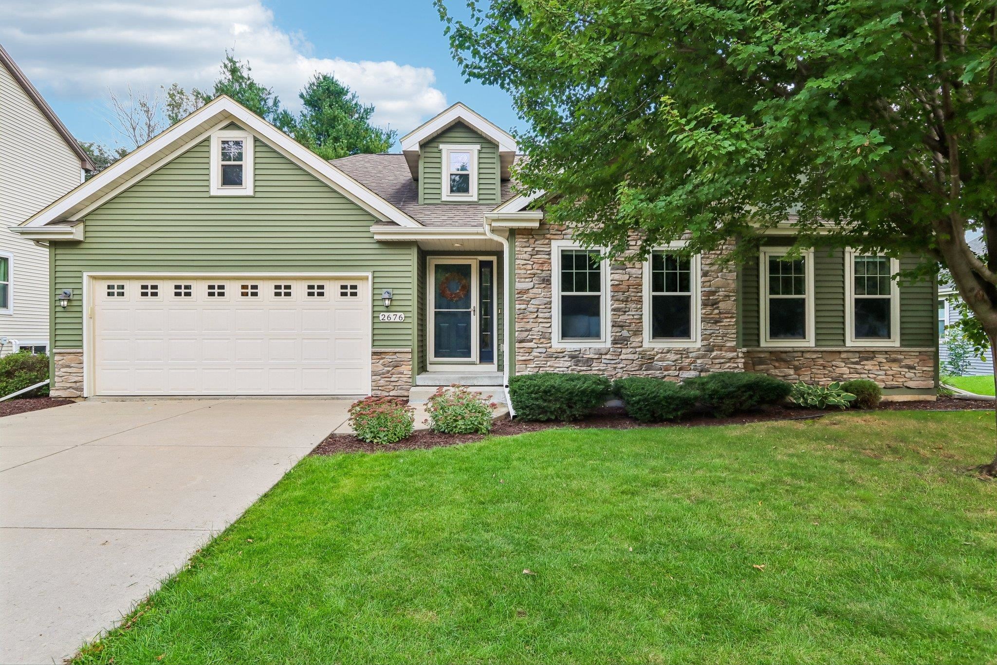 2676 Oak Knoll Drive Property Photo 1