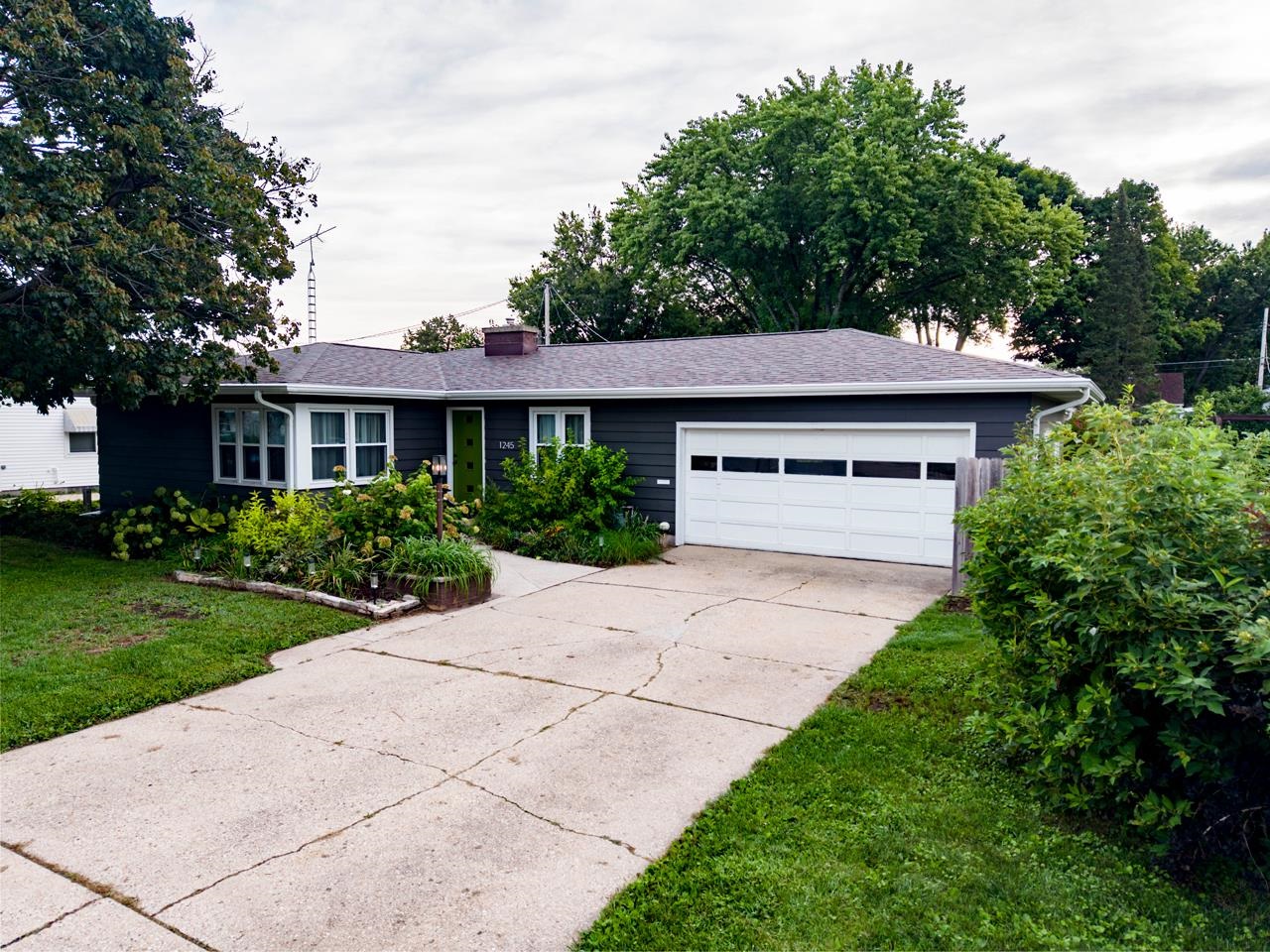 1245 S Terrace Street Property Photo 1