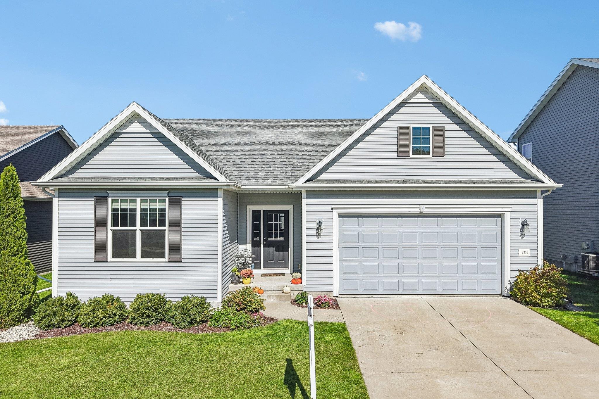 9716 Sweet Autumn Drive Property Photo 1