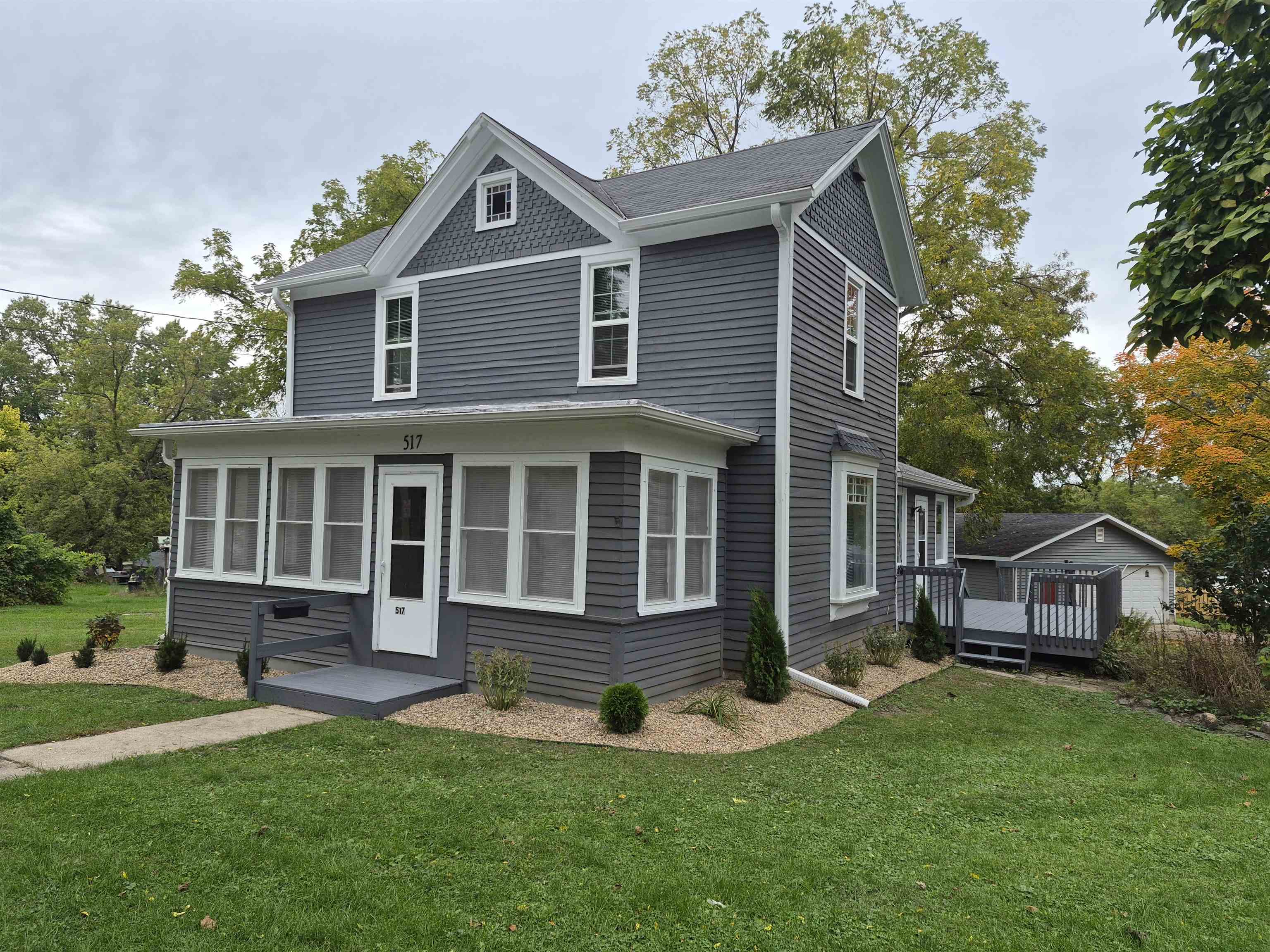 517 Lake Street Property Photo 1