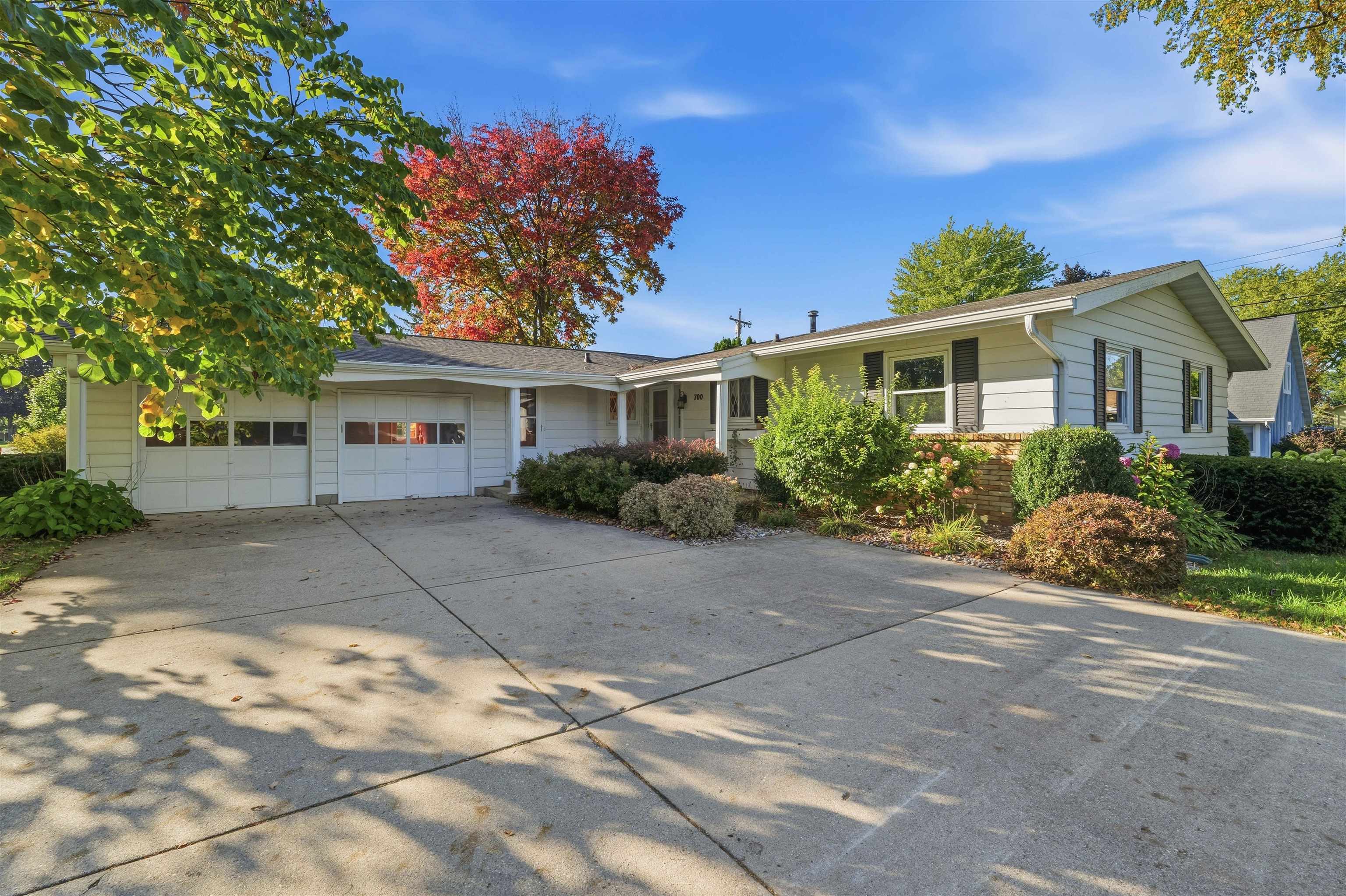 700 Denning Avenue Property Photo 1