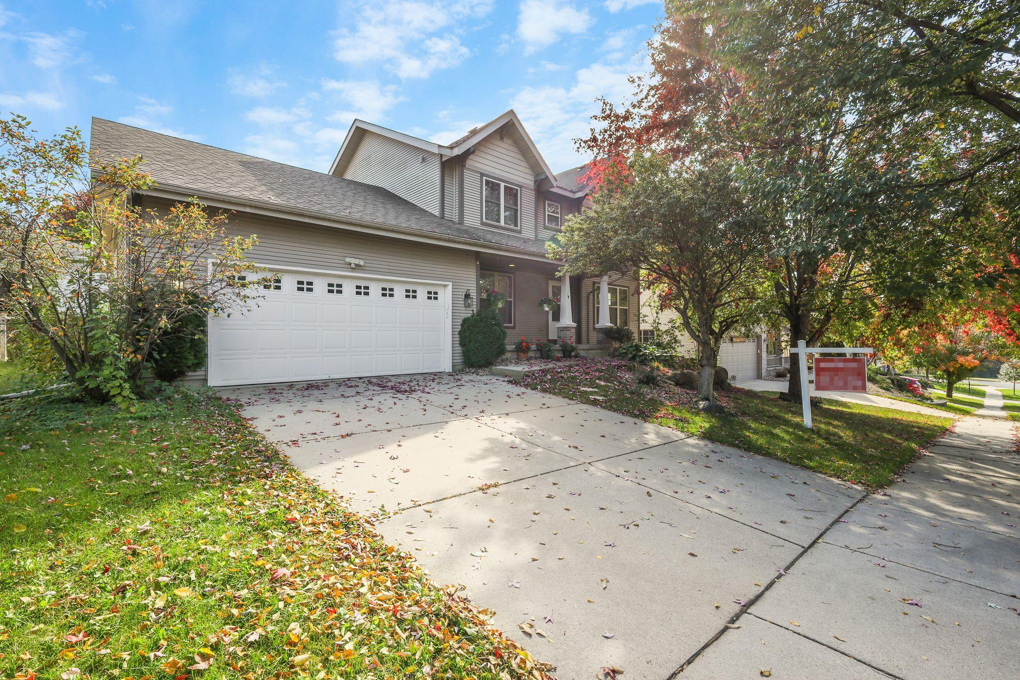 1233 Velvet Leaf Drive Property Photo 1