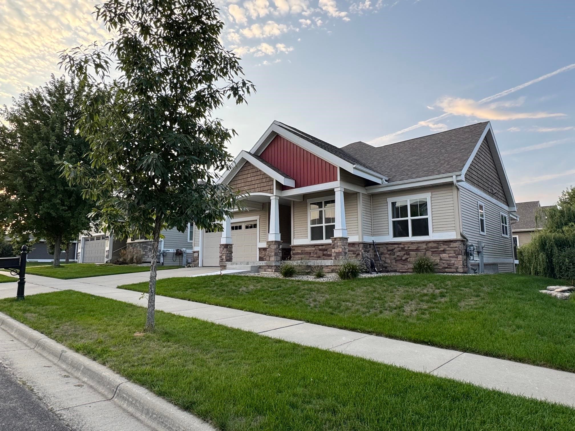 8928 Pine Hollow Place Property Photo 1