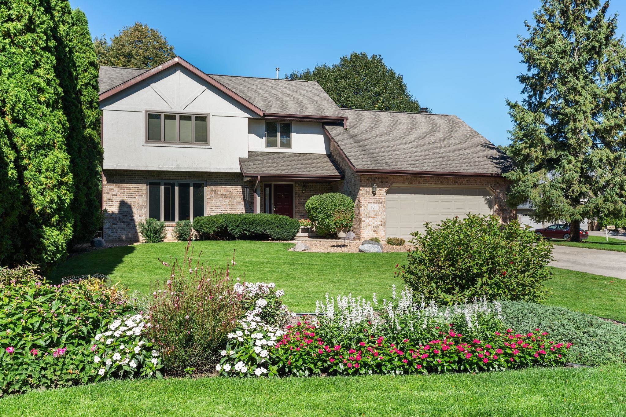 10 E Copper Circle Property Photo 1