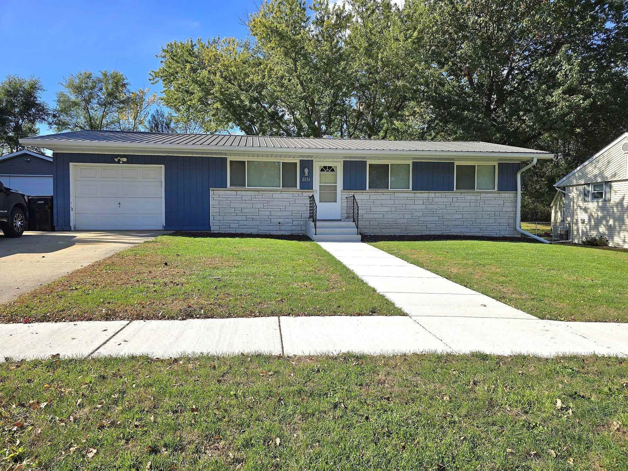 2054 Linway Drive Property Photo 1