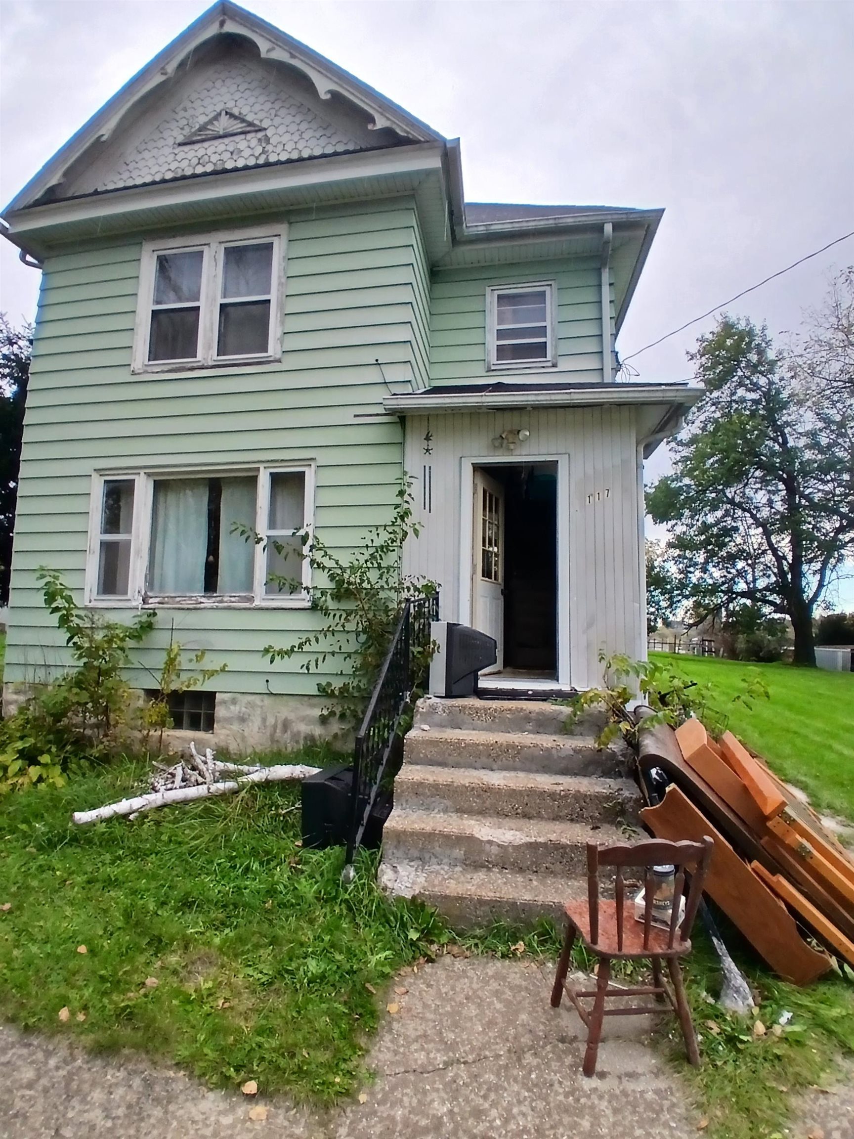 117 E Wilson Street Property Photo 1