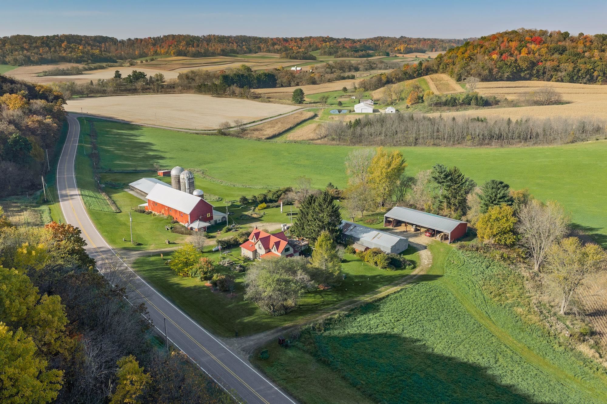S11875 County Road C Road Property Photo 1