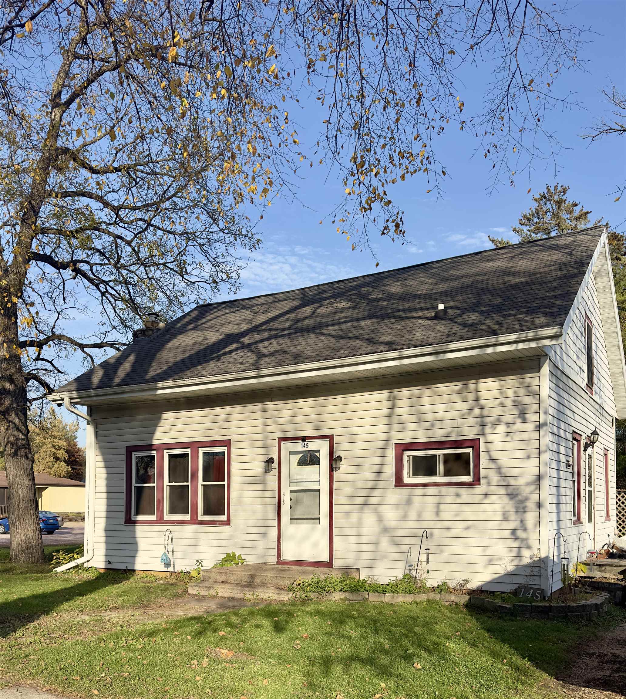 145 S Grove Street Property Photo 1