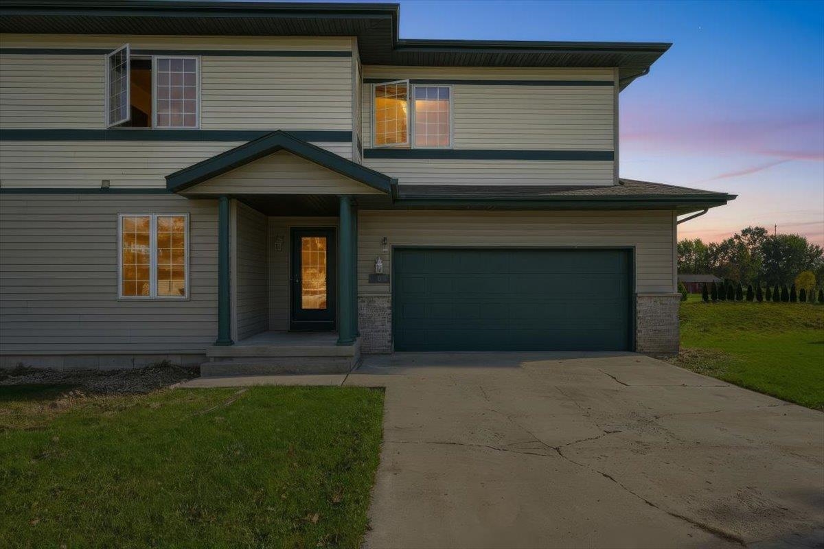 8 Katherine Court Property Photo 1