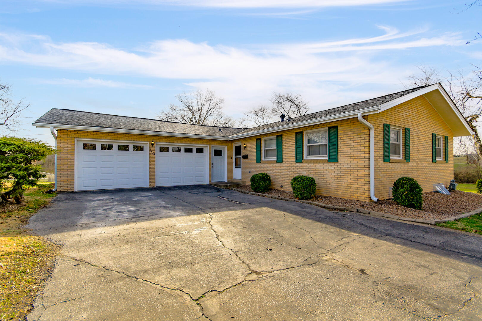 1434 Hickory Hill Property Photo