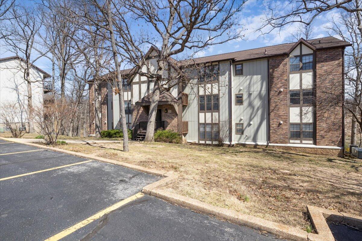 92 Waters Edge #15-2b Court Property Photo 1