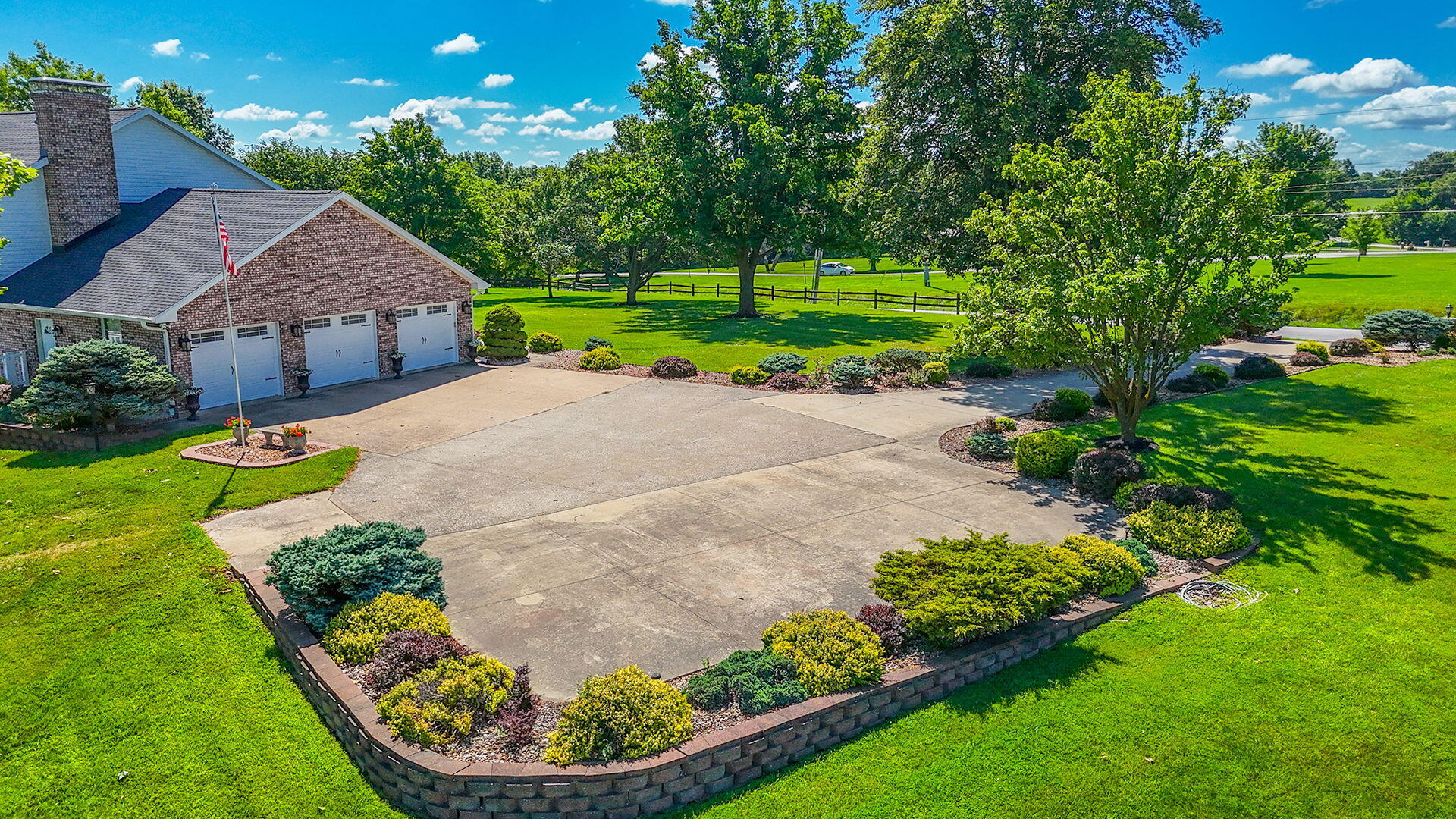 21231 Highway Ff Property Photo 4