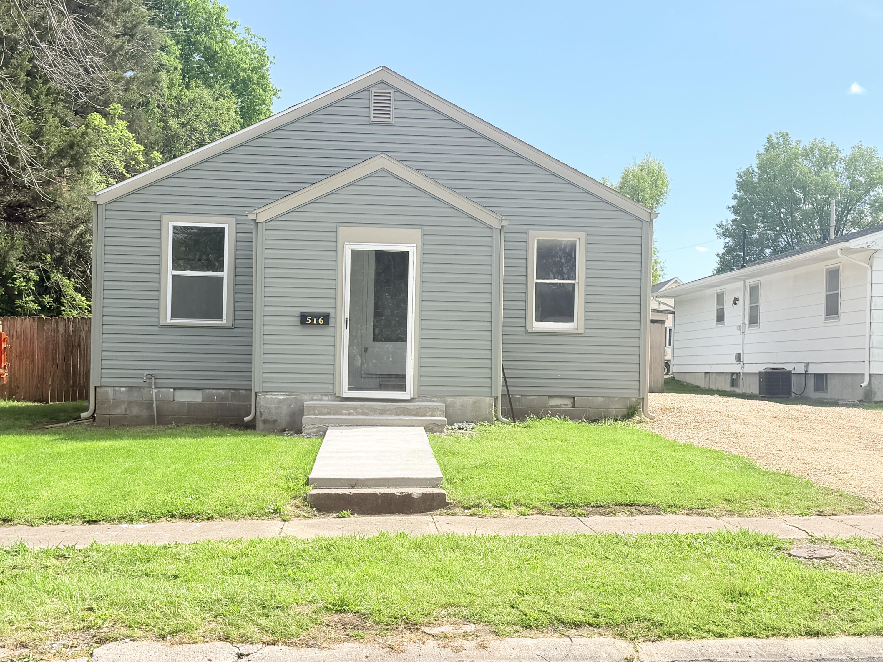 516 Buchanan Street Property Photo 1