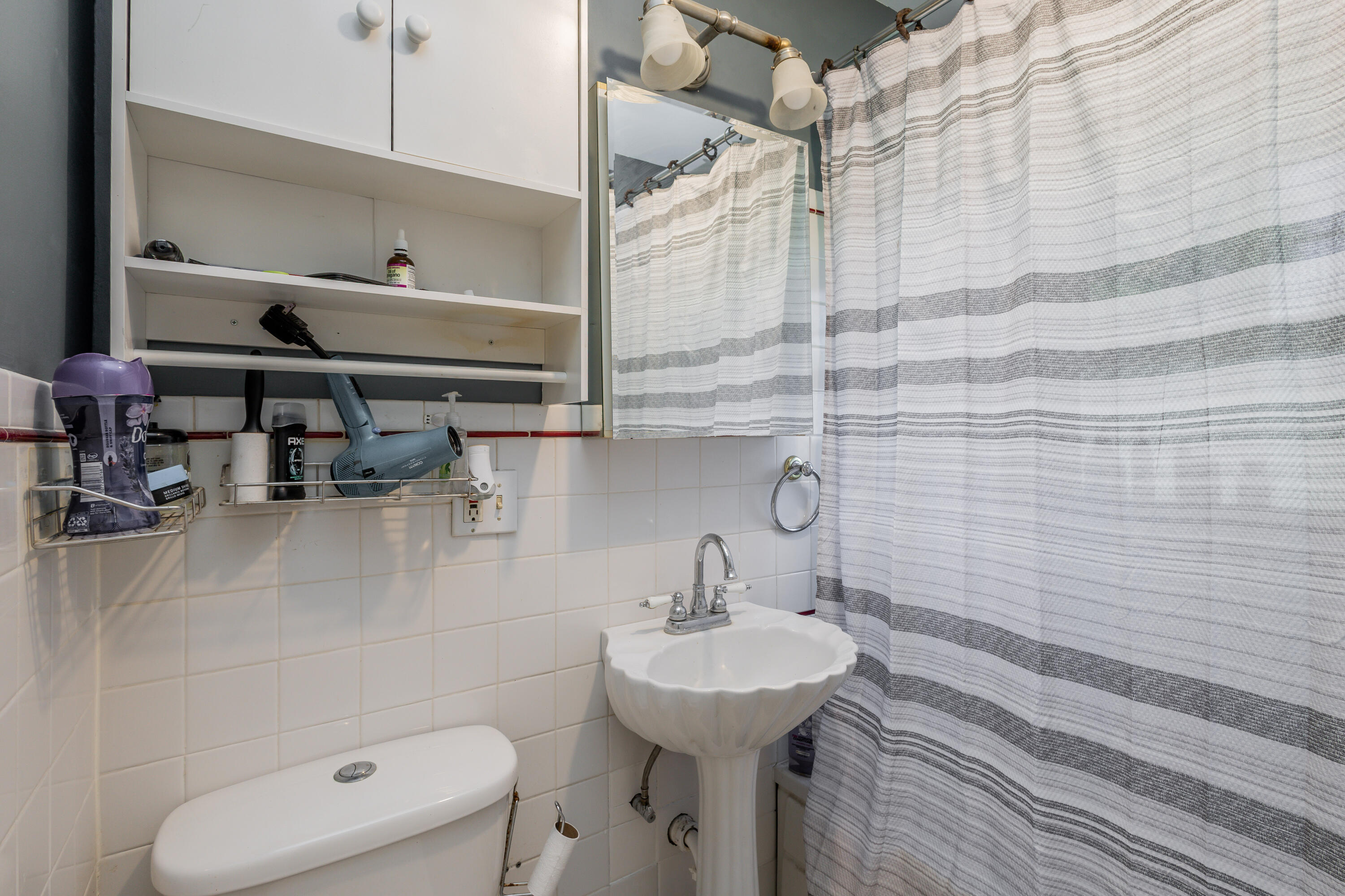 1321 N Olive Street Property Photo 16