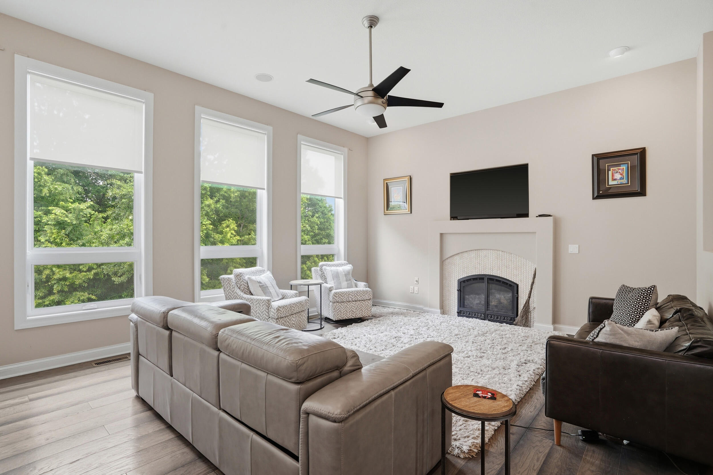 2205 Oak Harbor Court Property Photo 7