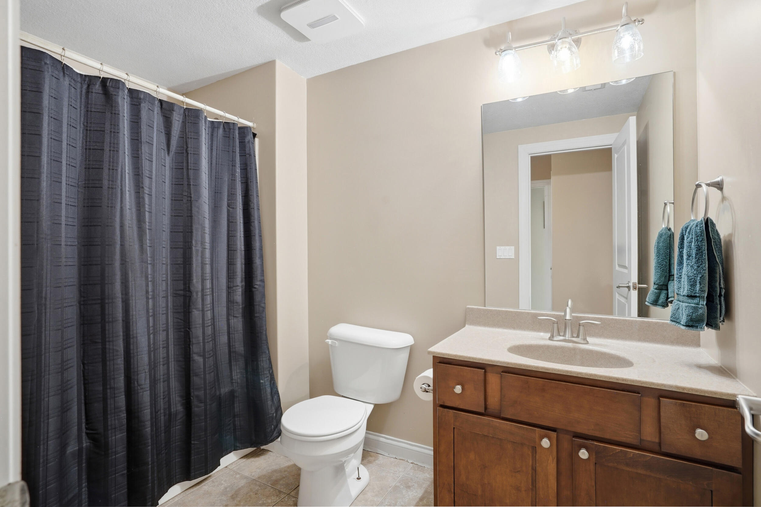2205 Oak Harbor Court Property Photo 27
