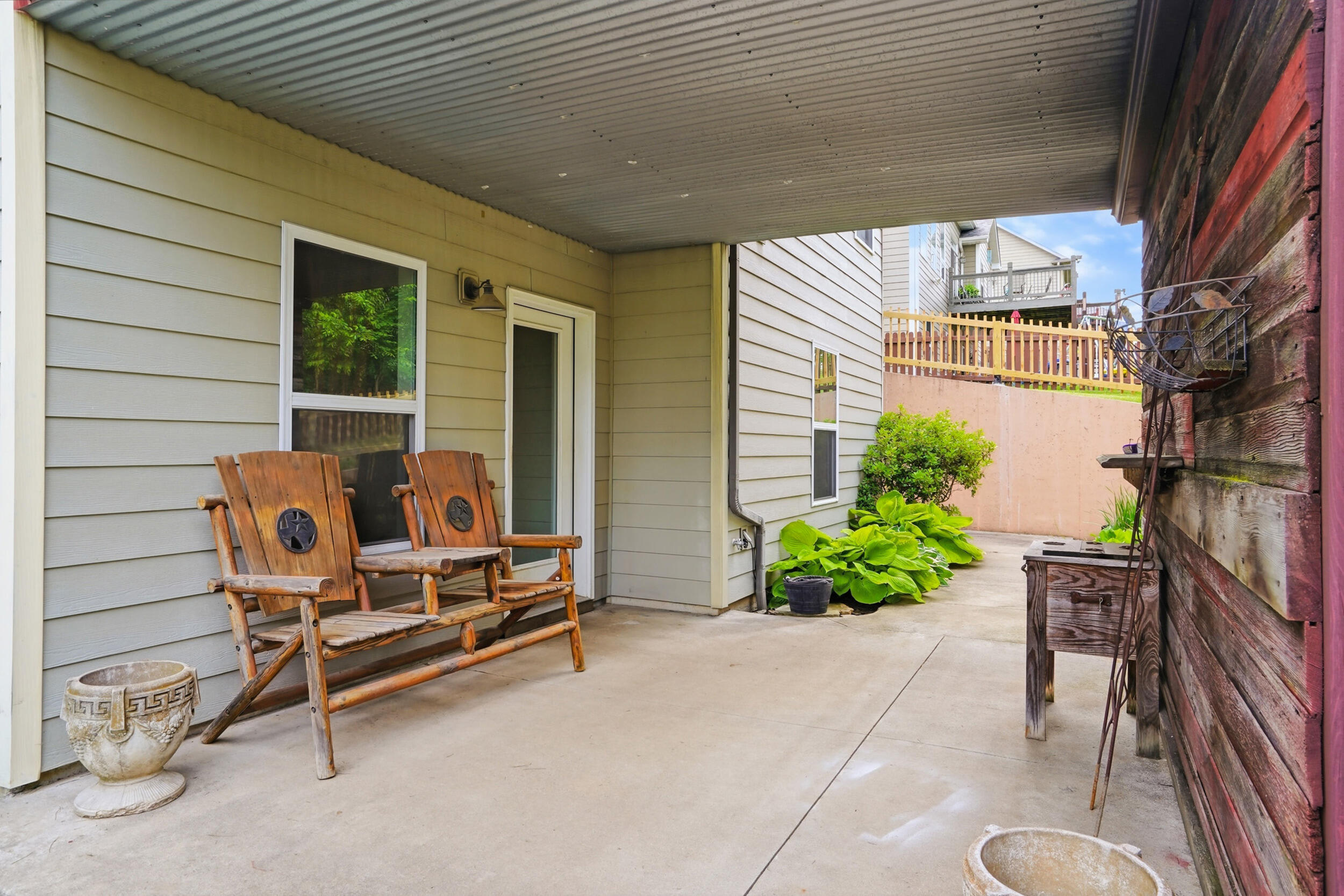 2205 Oak Harbor Court Property Photo 38