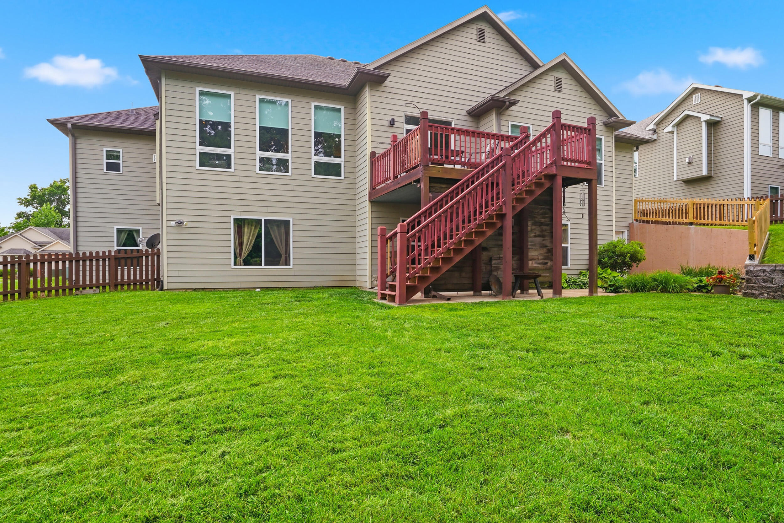 2205 Oak Harbor Court Property Photo 40