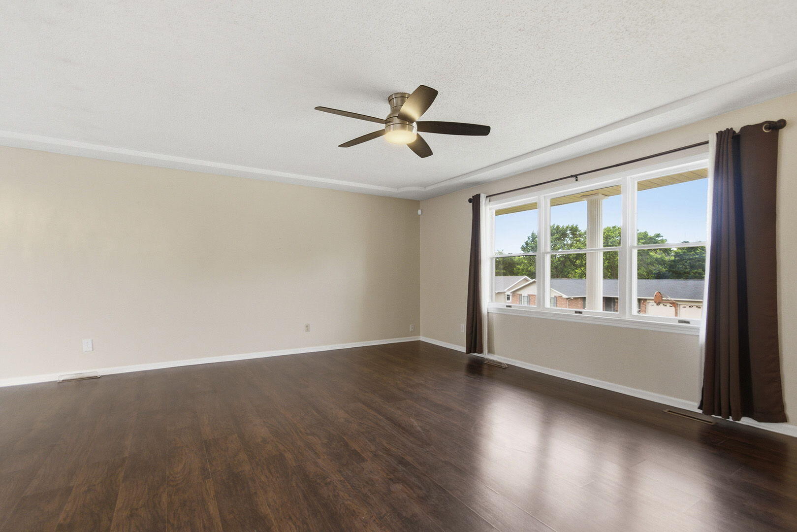 1722 Beacon Street Property Photo 7