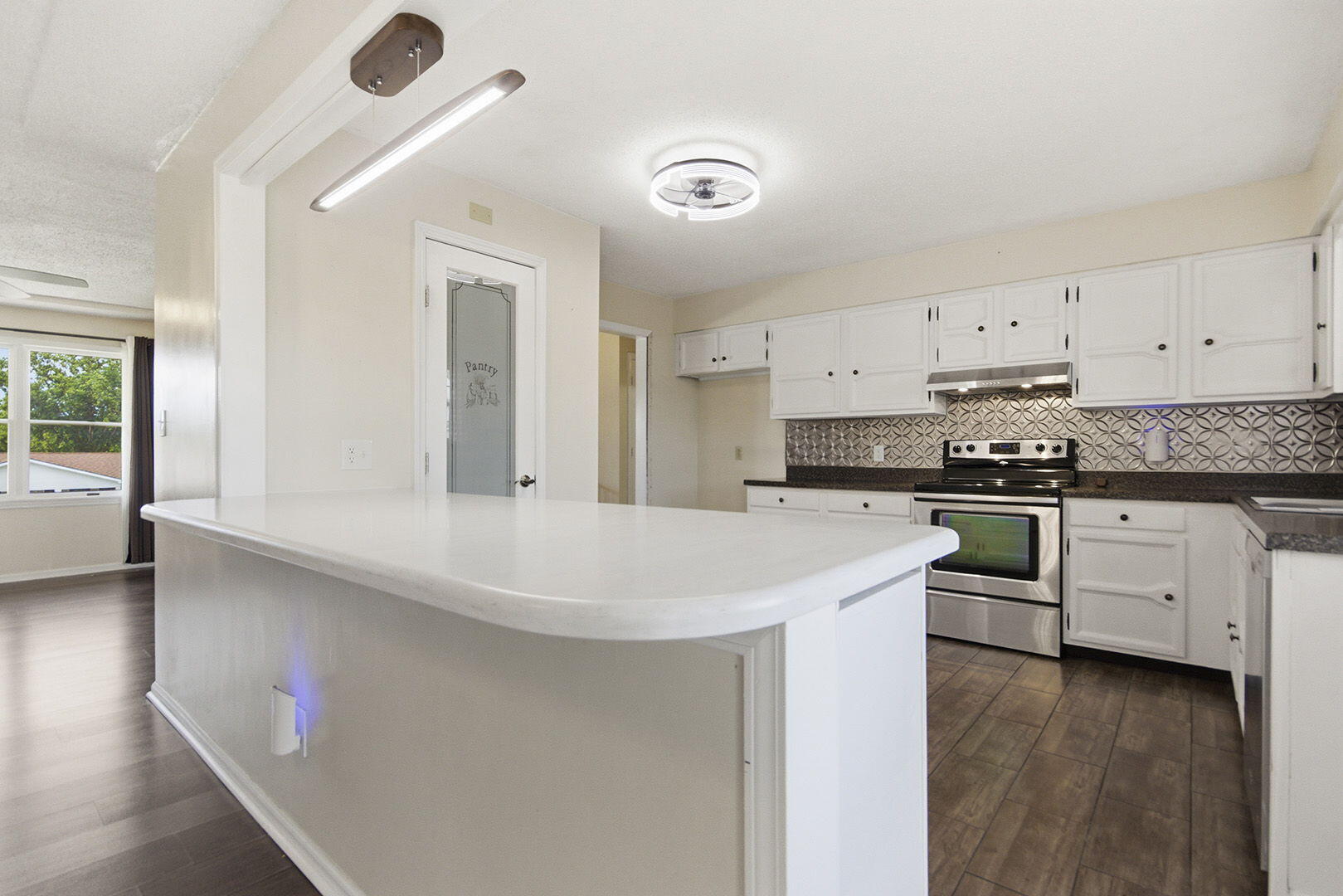 1722 Beacon Street Property Photo 15