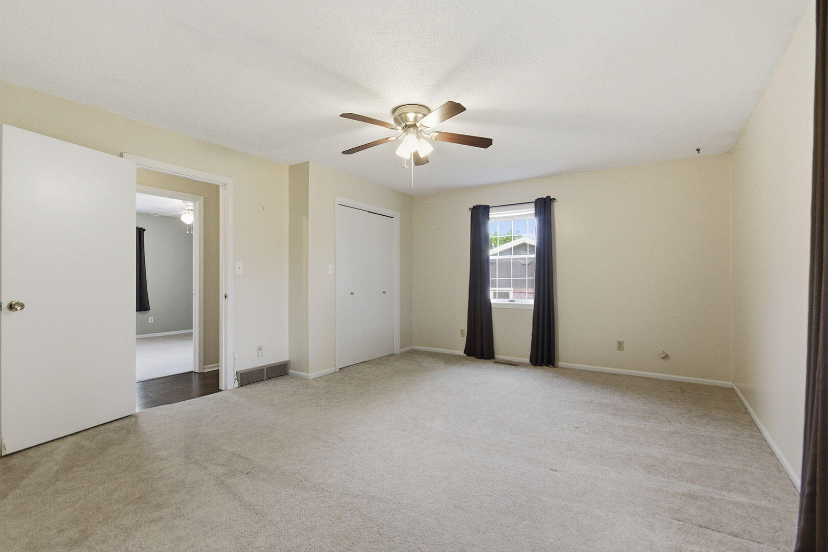 1722 Beacon Street Property Photo 26