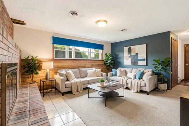 1722 Beacon Street Property Photo 35