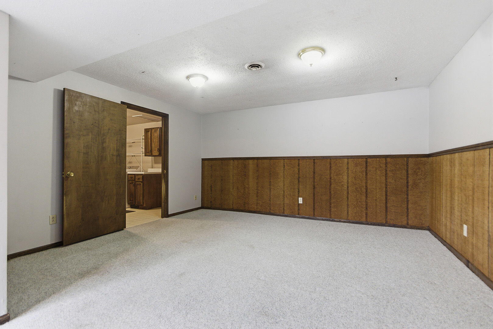 1722 Beacon Street Property Photo 39