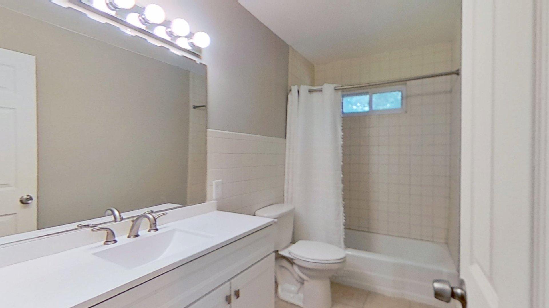 207 Morgan Street Property Photo 8